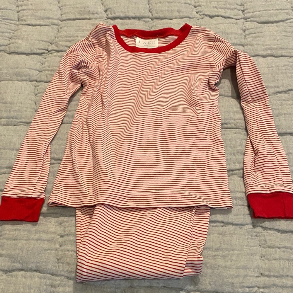 Lake size 7 red and white stripe pajamas